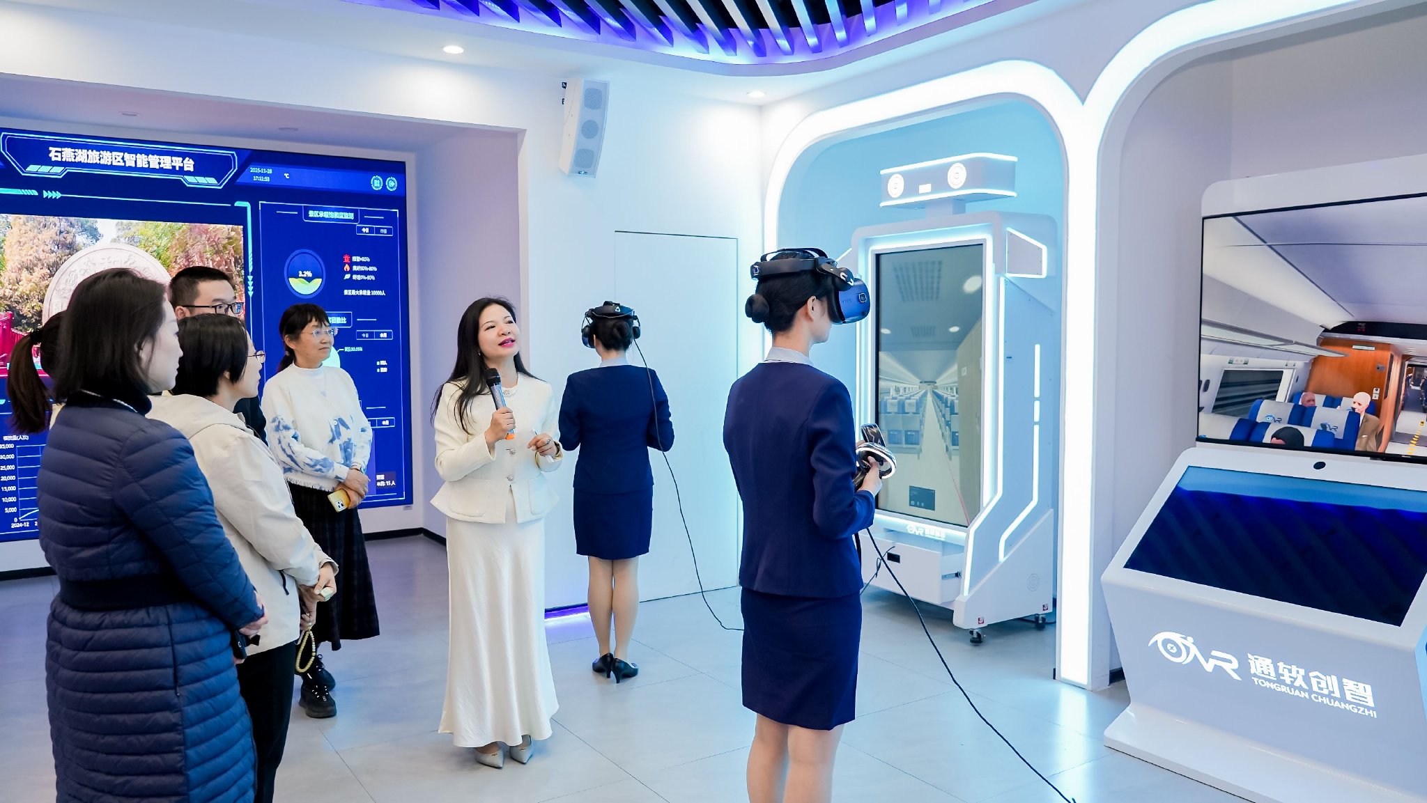 【活动策划案例】VR沉浸式科技体验活动 · 互动展示类活动案例